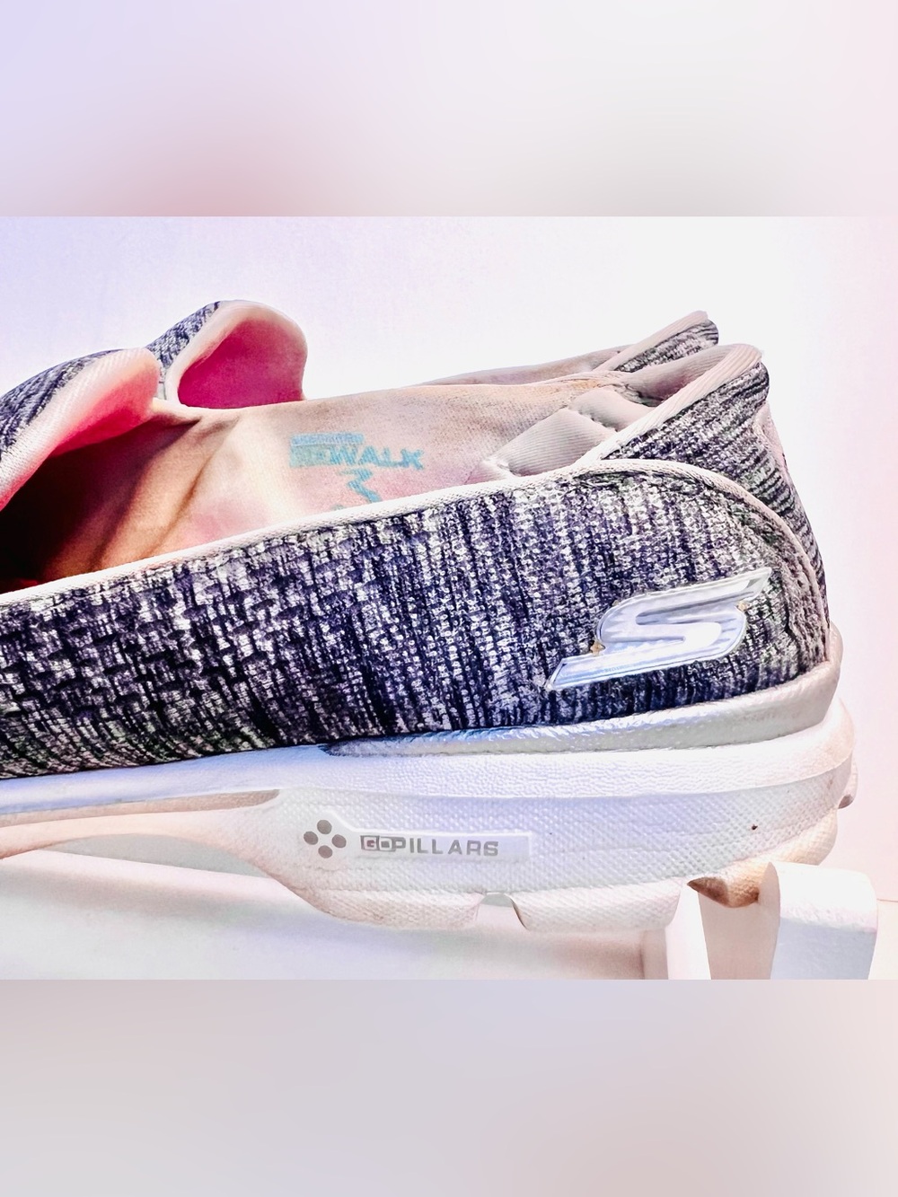 Skechers GoWalk 3 Slip On Shoes Size 9 Grey Pink Goga Mat Walking Sneakers - Picture 5 of 11